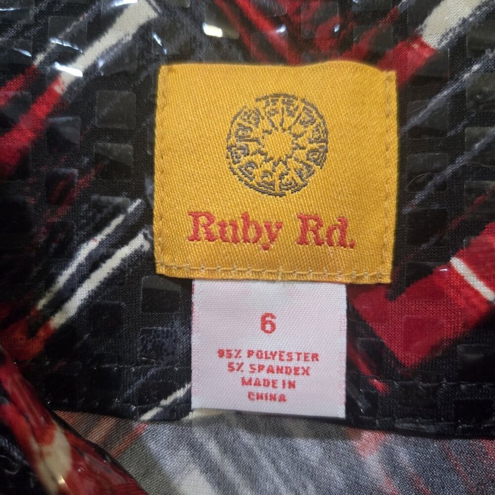 Ruby Rd. Size 6 Shiny Vinyl Button Front Jacket B… - image 3